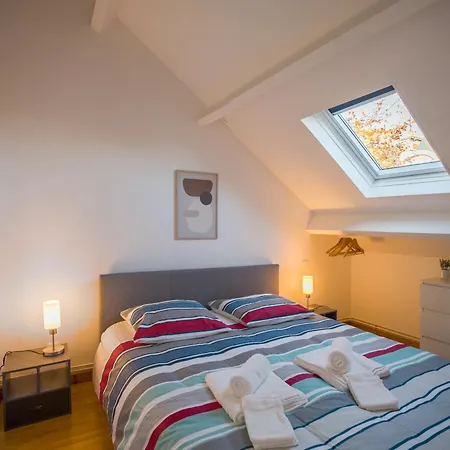 Duplex Pasteur - 1 - Privee Bed & Breakfast *